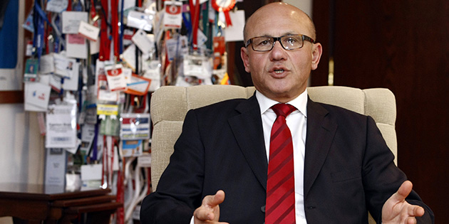 Talat'tan ENOS�S'i anmak isteyenlere tedavi �nerisi