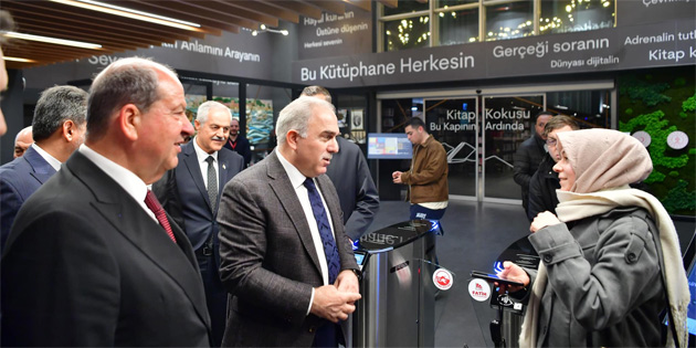 Tatar Fatih Merkez Ktphanesi'ni ziyaret etti