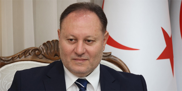 RUMLAR KIBRIS T�RK TUR�ZM�NE DARBE VURMAYA �ALI�IYOR 