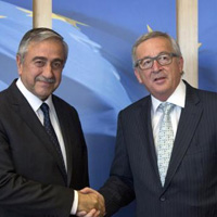 Aknc bugn Juncker ile grecek 