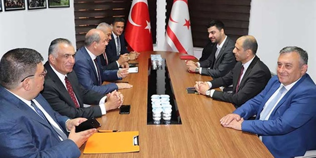 UBP ve HP heyetleri h�k�met kurma �al��malar� �er�evesinde bir araya geldi 