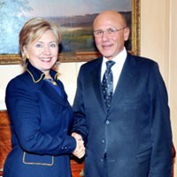 Talat-Clinton grmesi dert oldu 
