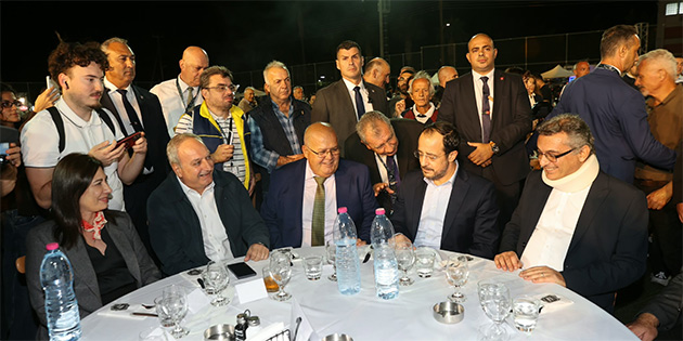 Bar�� Festivali’nde Rum lider su�lay�c� a��klamalar yapt�, Cumhurba�kan� Erh�rman atmosferi bozmamak i�in konu�mad�