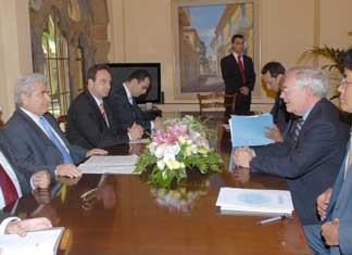 Hristofyas: “Zemin ve ortak dilde �srarl�