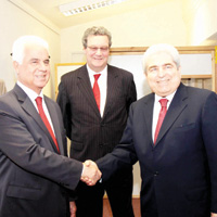 M�ZAKERELER�N A�IR R�TM� K�T�MSERL�K YARATIYOR