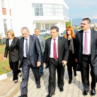 ‘T�m okullar�m�z bizim i�in ayn�’