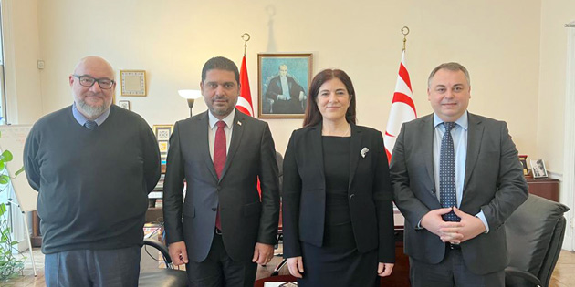 LONDRA’DA BA�ARILI ��LER YAPAB�L�R�Z 