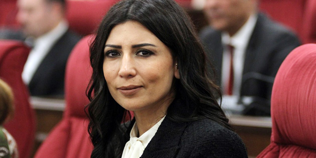 TOPLUM UBP’N�N YARATTI�I DEPREM�N ALTINDA KALMAZ 