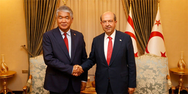 Cumhurba�kan� Tatar T�RKSOY heyetini kabul etti 