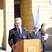 Downer: Genel Sekretere Rapor Sunaca��m
