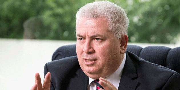 �AKICI: S�YASET B�R OKULDUR, �LKE DO�RU �RADEYLE DE���EB�L�R