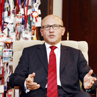 Talat: “Polis sivile ba�lanmal�” 