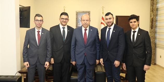 Tatar “Egemen e�itlik temelinde iki devletten ba�ka �aremiz yok” 