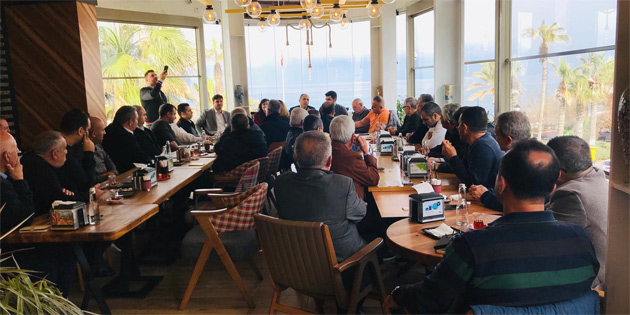 “K�br�s meselesine tak�l�p kalmayacak, bize nefes ald�racak bir d�� politikam�z olacak” 
