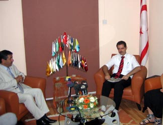 Mhendisler siyasi parti turunda 