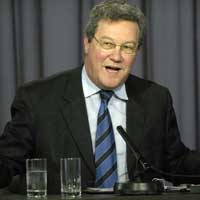 Downer bu hafta New York’a gidiyor