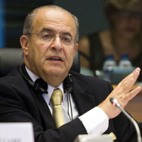 “K�br�s, Rusya aleyhindeki �nlemlere her daim kar��yd�” 