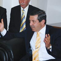 Erturulolu’ndan sendikalara karma 