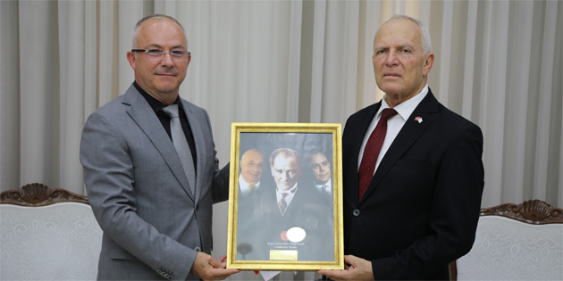 T�re: “Anavatandan gelen a��klamalar y�re�imize su serpiyor” 