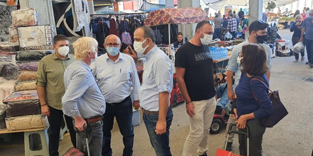 TDP heyeti, Merkez Lefkoa’daki ak pazar ziyaret etti 