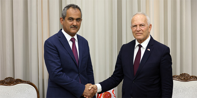 T�re, TBMM Milli E�itim, K�lt�r, Gen�lik ve Spor Komisyonu Ba�kan� �zer’i kabul etti