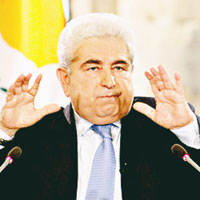 Rumlar konferansta bulutu 