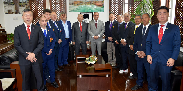 Ataolu: “nsanlk d ambargolar spor, sanat, kltr ile ayoruz...”