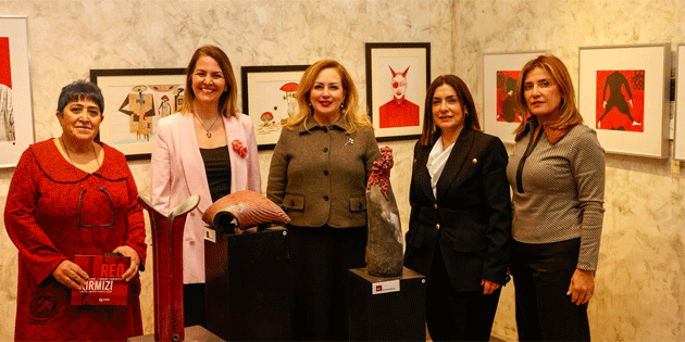 Sibel Tatar, “K�rm�z�” konseptli uluslararas� karma sergisini ziyaret etti