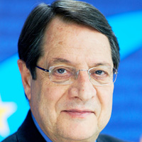 Anastasiadis, ameliyat masraflarn kendi karlayacak 