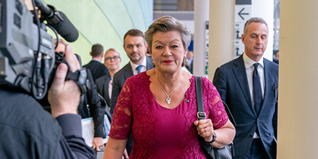 Avrupa Birlii ileri Komiseri Ylva Johansson Gney Kbrs’ta 