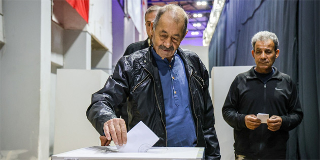 CTP Kurultay'nda 18.00 itibaryla 2 bin 100 oy kullanld