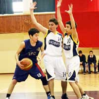 K���kler Salona �niyor