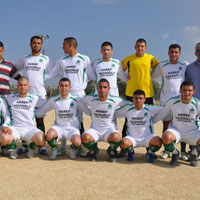 P�narba��, kupas�n� al�yor