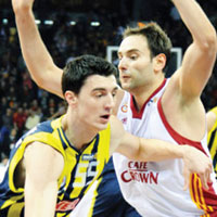 Potada ezeli rekabet ba�l�yor