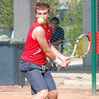 Kemal Finalde kaybetti 