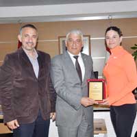 �z��nar, halter ve v�cut Geli�tirme federasyonu’nu kabul etti 