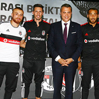 Beikta'ta imzalar kada deil kalplere atlr