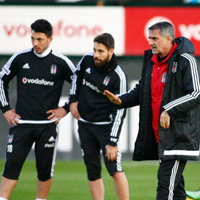 Cenk Tosun tak�mla �al��t� 