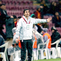 Galatasaray'�n ba��nda sahaya kim ��kacak? 