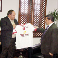 Be�parmak’tan D�r�st’e ziyaret