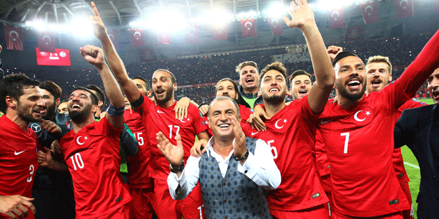 ''Biz bitti demeden bitmez''