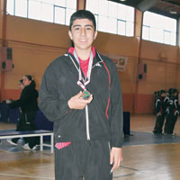 Cemal mutluluktan havalara u�tu 