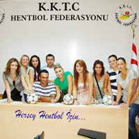 Hentbol’da UKU Frtnas esti 