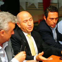 Fenerbah�e'den bas�n toplant�s�