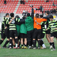 Kaymakl� gen�leri prim bekliyor