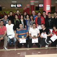 Bowling’te �d�l gecesi 