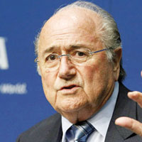 Blatter'den mr boyu men uyars