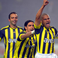 Fenerbah�e 10 ayd�r yenilmiyor