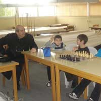 Minik millilere satran� e�itimi