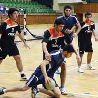 Hentbolda YD� ve Y�kseli�’in gecesi